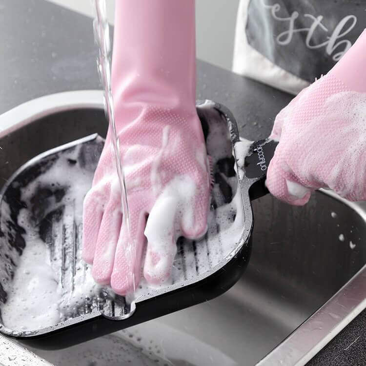 Dishwashing Gloves With Built In Bristles - PlanetShopper
